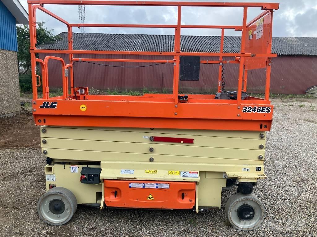 JLG 3246 ES Ollós emelők