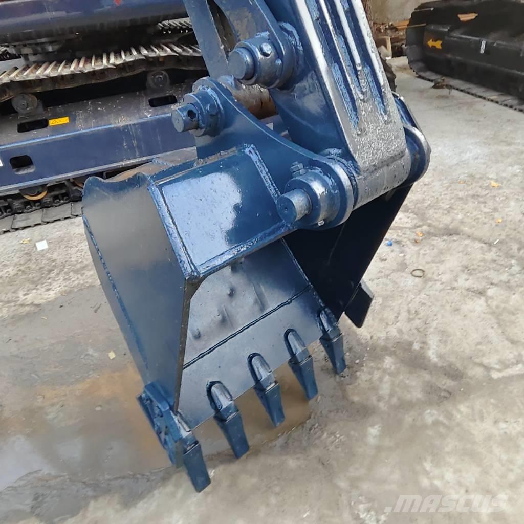 Hyundai 60 W VS Gumikerekes kotrók
