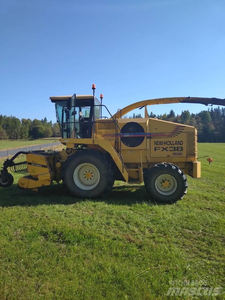 New Holland FX 38 Önjáró szecskázók