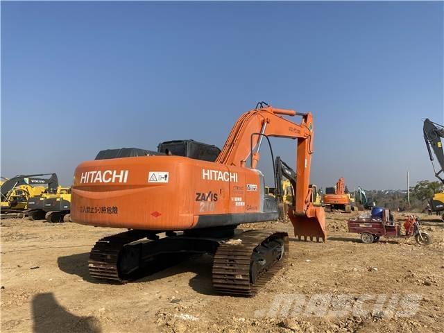 Hitachi ZX210 Lánctalpas kotrók
