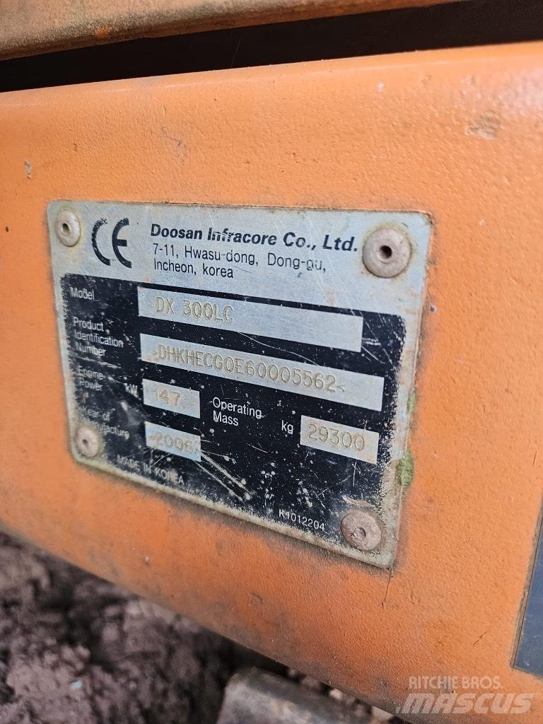 Doosan DX 300 LC-5 Lánctalpas kotrók