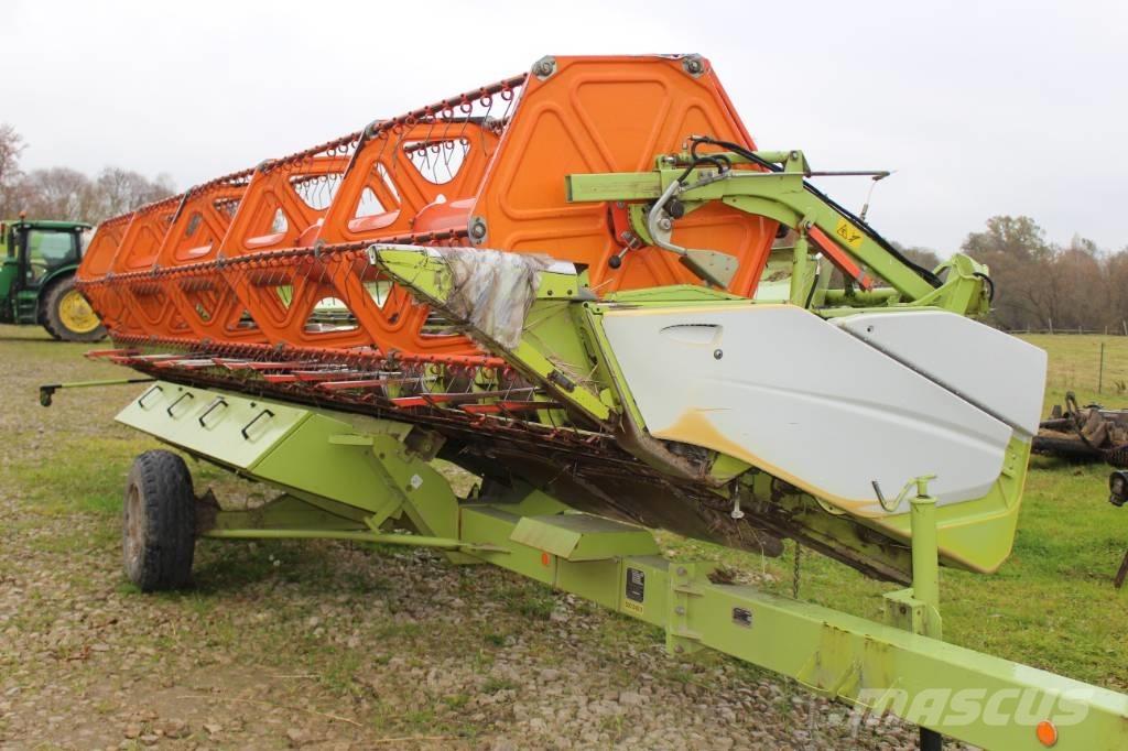 CLAAS Tucano 480 Kombájnok