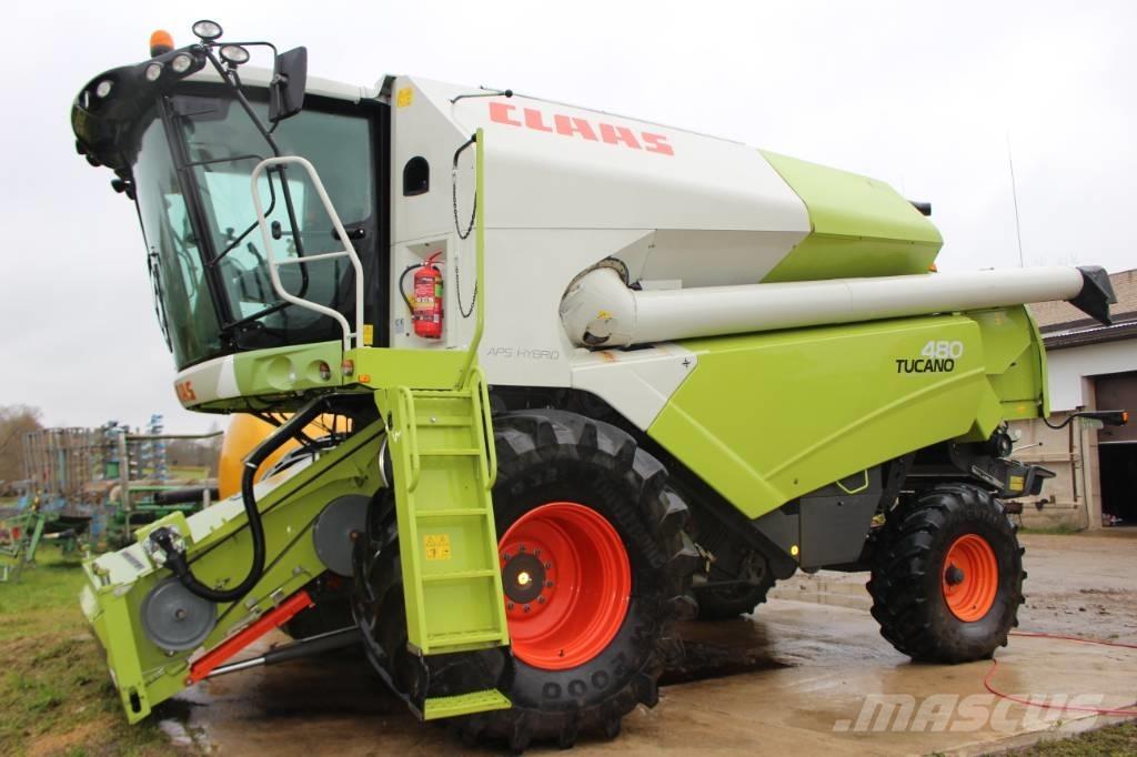 CLAAS Tucano 480 Kombájnok