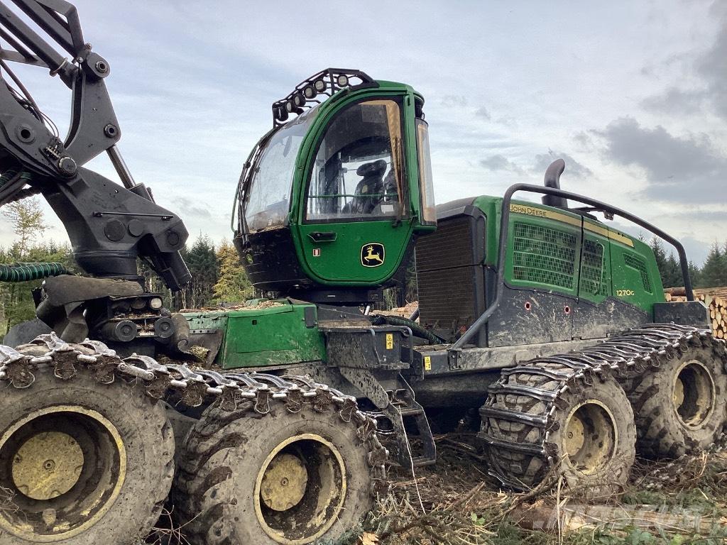 John Deere 1270G Betakarítók