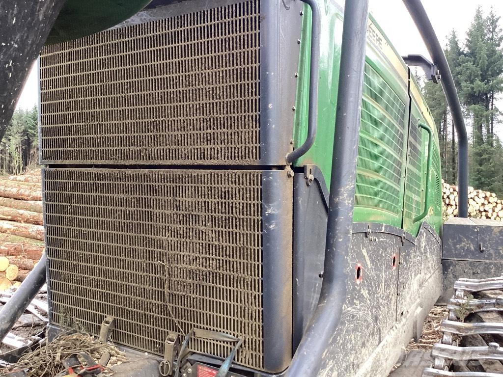 John Deere 1270G Betakarítók