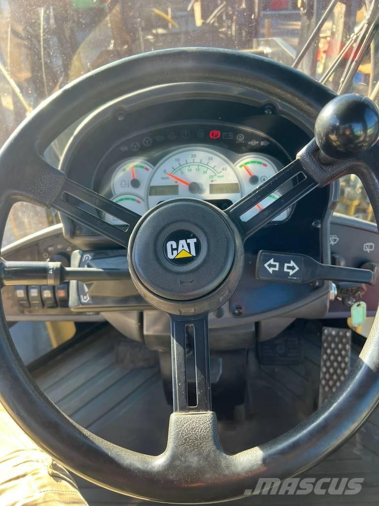 CAT IT 28 G Gumikerekes homlokrakodók