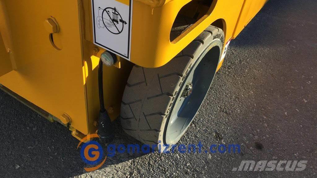 Haulotte Compact 10 Ollós emelők