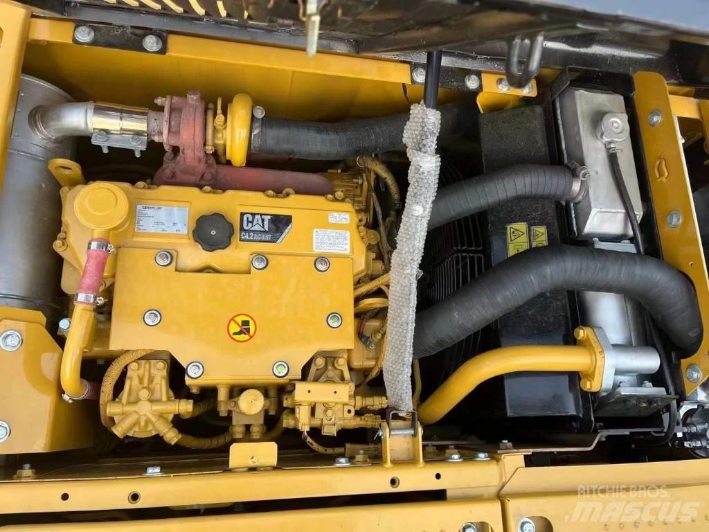 CAT 313 Lánctalpas kotrók