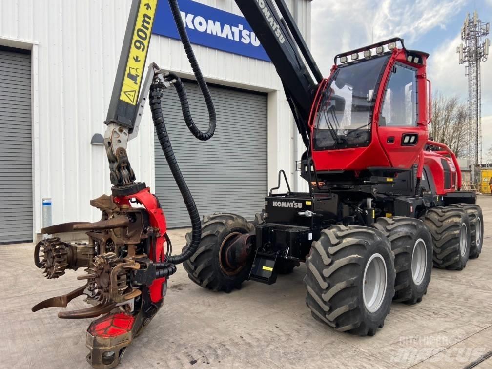 Komatsu 901XC Betakarítók