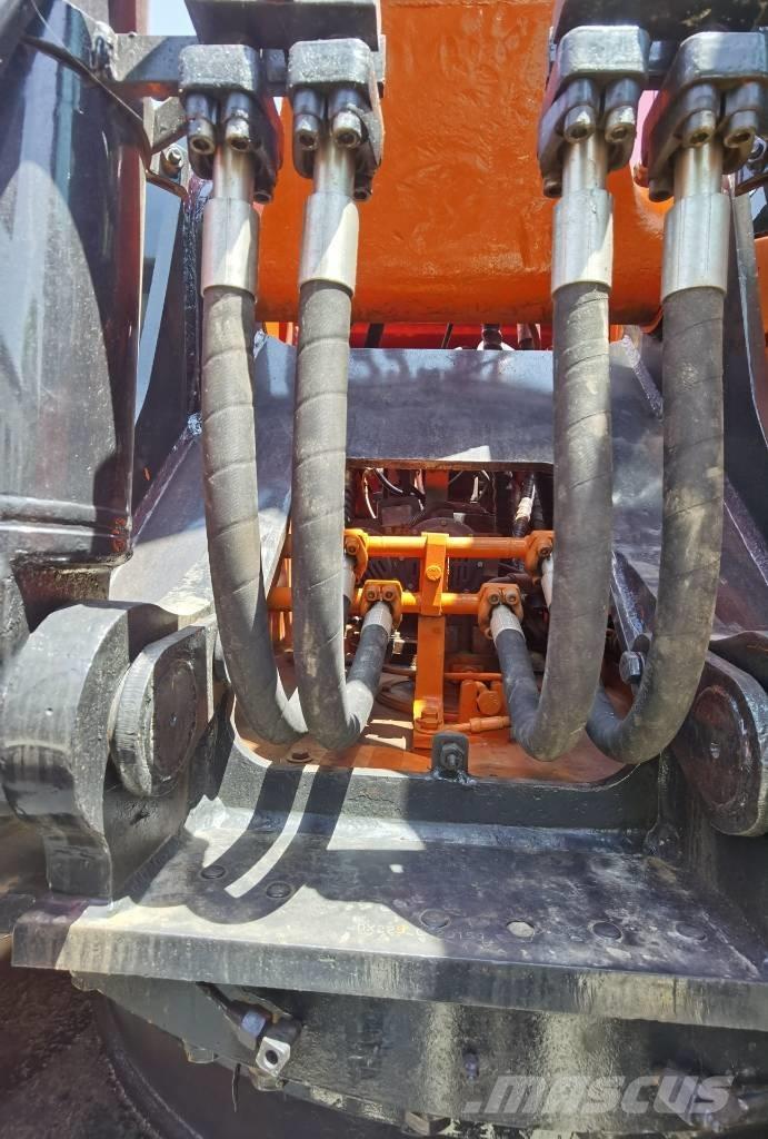 Doosan DX 225 LC-9C Lánctalpas kotrók