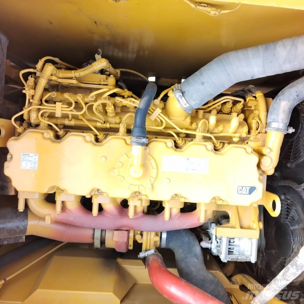 CAT 323GC Lánctalpas kotrók