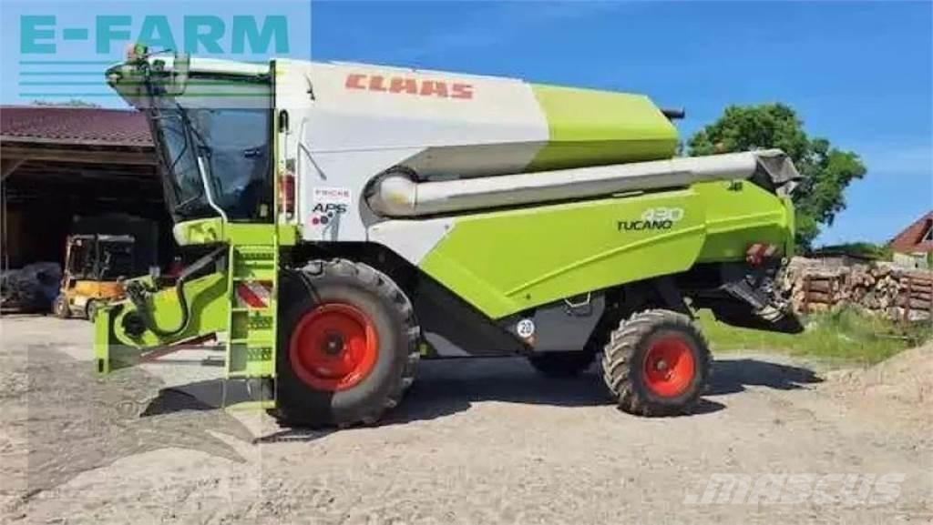 CLAAS tucano 430 Kombájnok