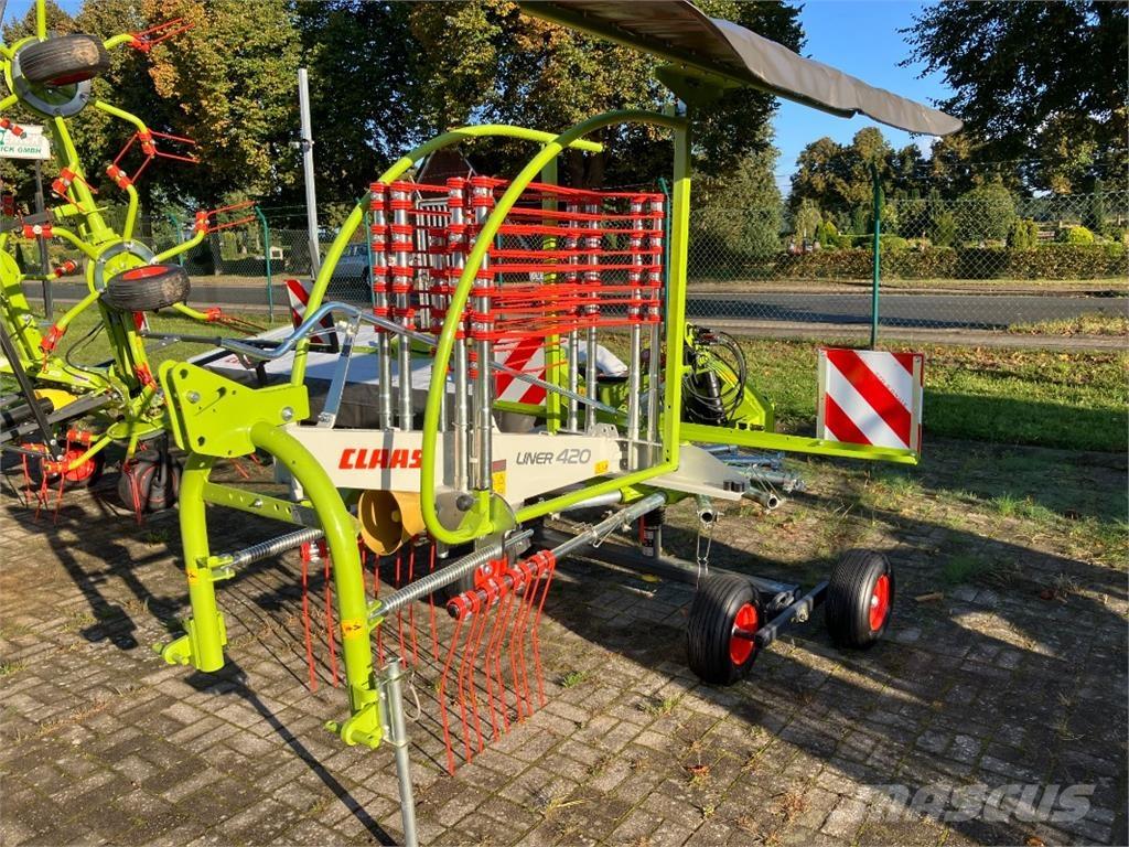 CLAAS Liner 420 Rendkészítő Kombájnok
