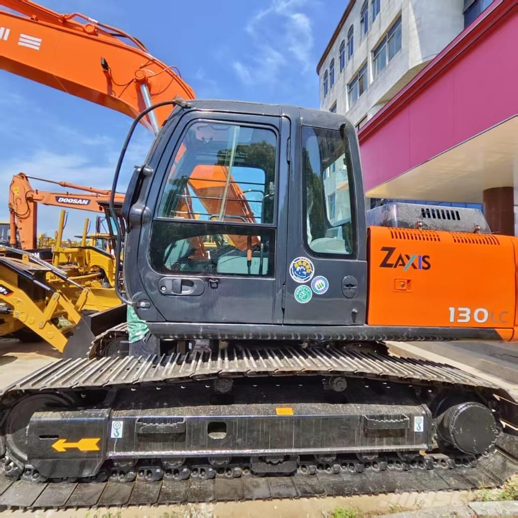 Hitachi ZX 130 LC Lánctalpas kotrók