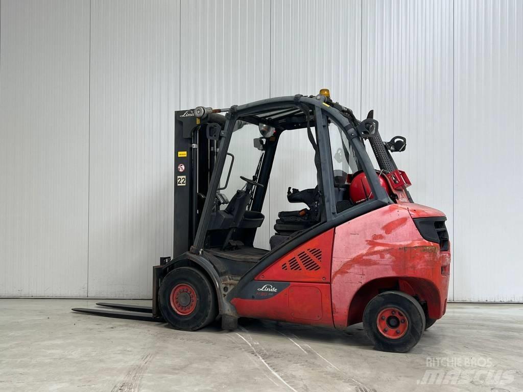 Linde H30T-02 Gázüzemű targoncák