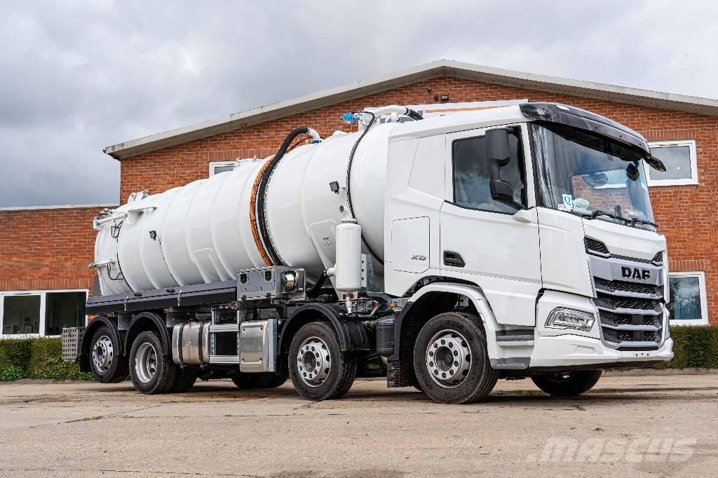 DAF XD 450 FAX 8x2 Tartályos teherautók