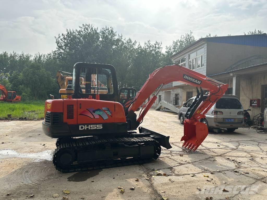 Doosan DH55 Mini kotrók < 7t