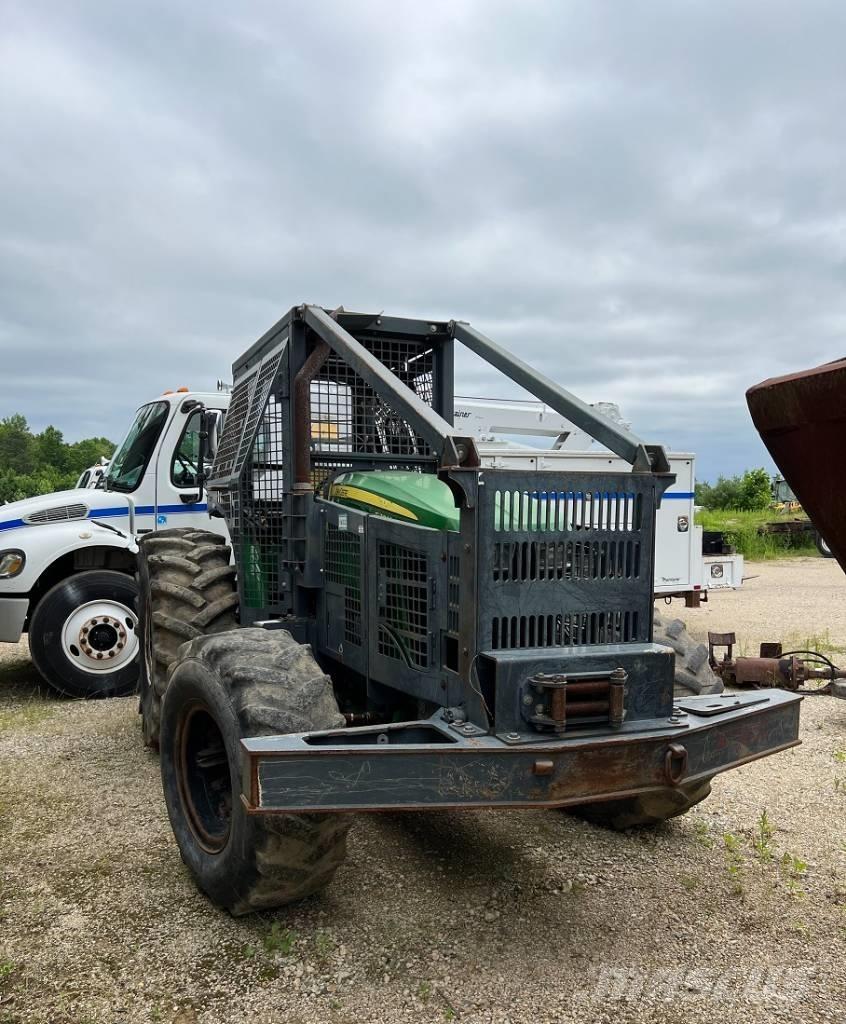 John Deere 5100 M Traktorok