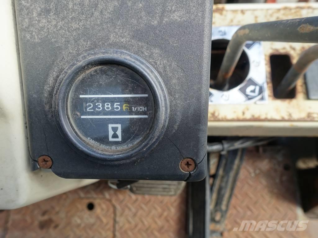 Nissan EH 02 A 20U Dízel targoncák