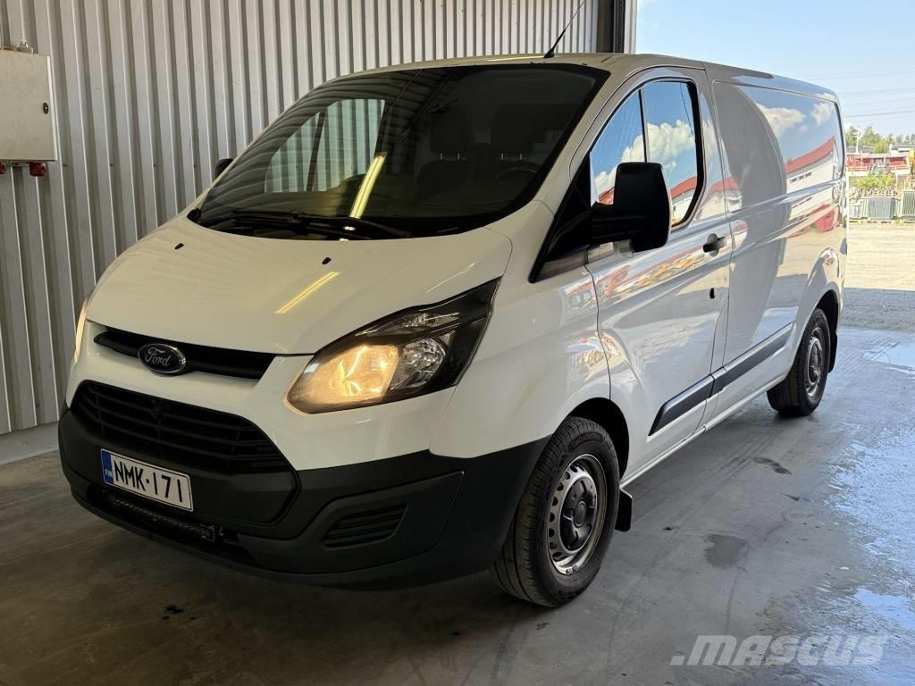Ford Transit Custom Transporterek