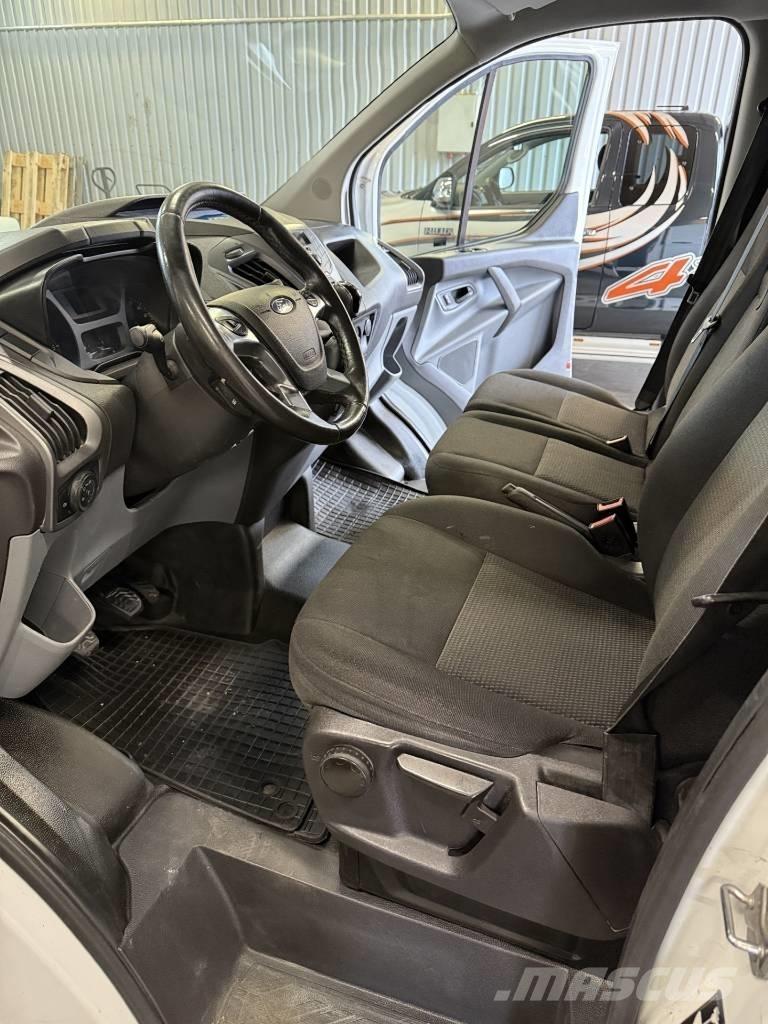 Ford Transit Custom Transporterek