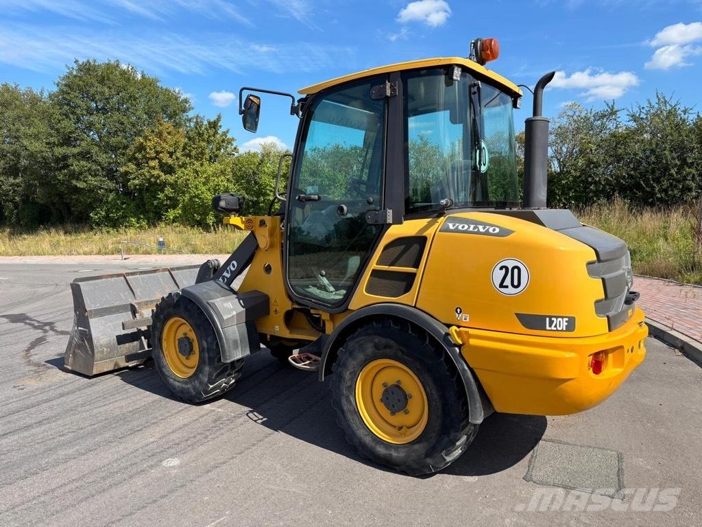 Volvo L 20 F Gumikerekes homlokrakodók