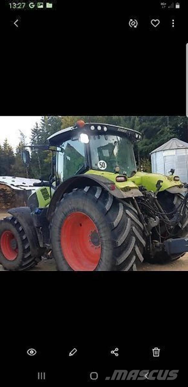CLAAS axion 870 Traktorok