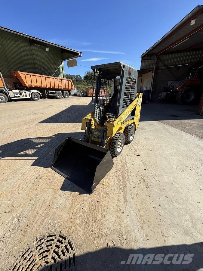 Gehl 1640 Vonszolók