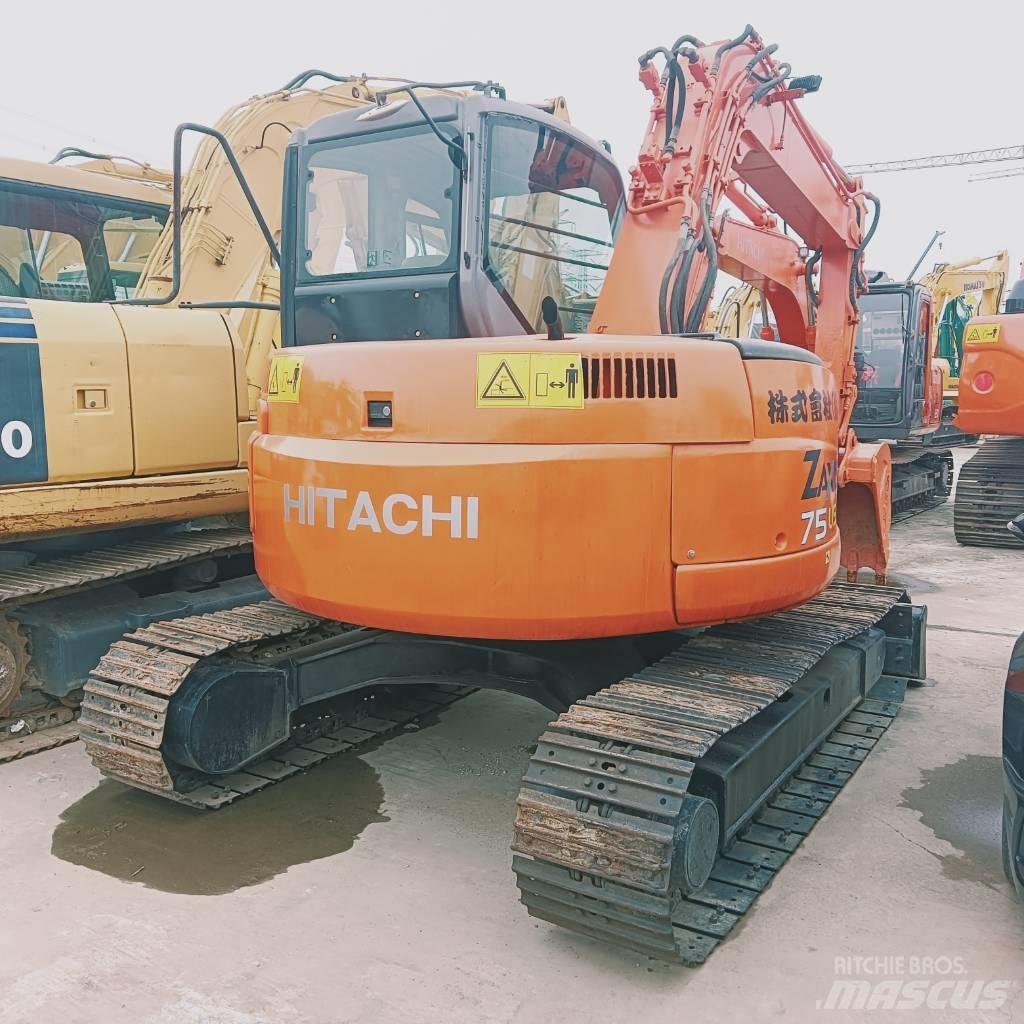 Hitachi ZX 75 US Közepes (midi) kotrók 7 t - 12 t