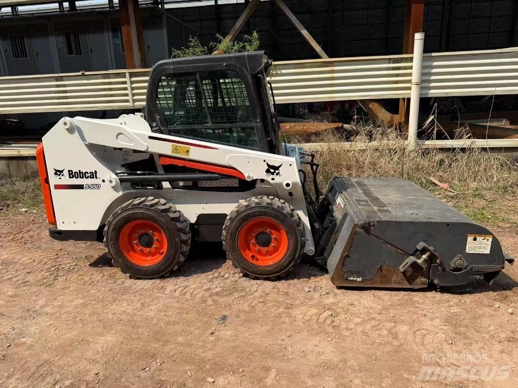 Bobcat S 550 Kompaktrakodók