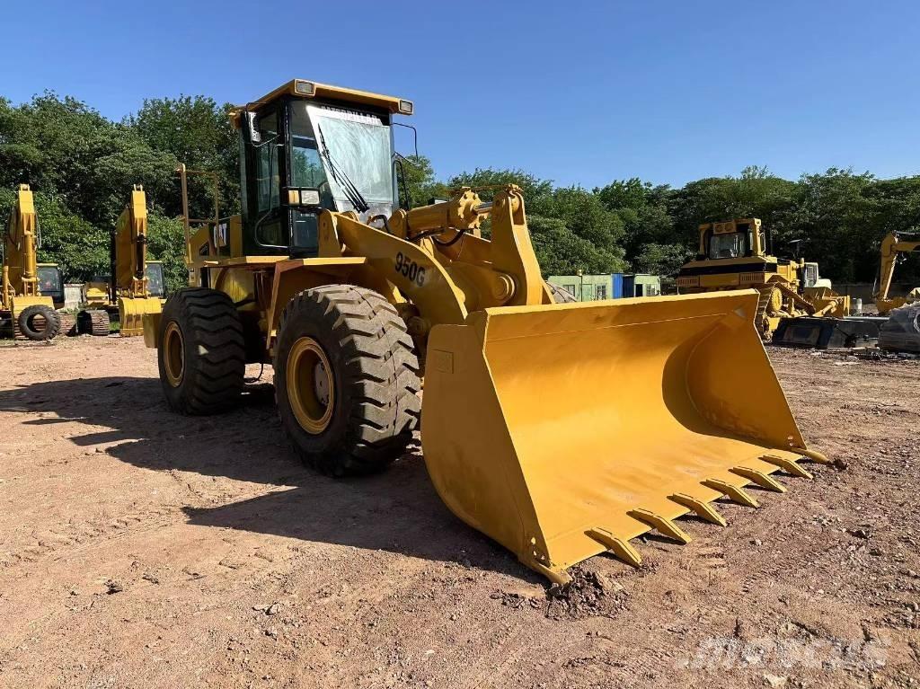CAT 950G Gumikerekes homlokrakodók