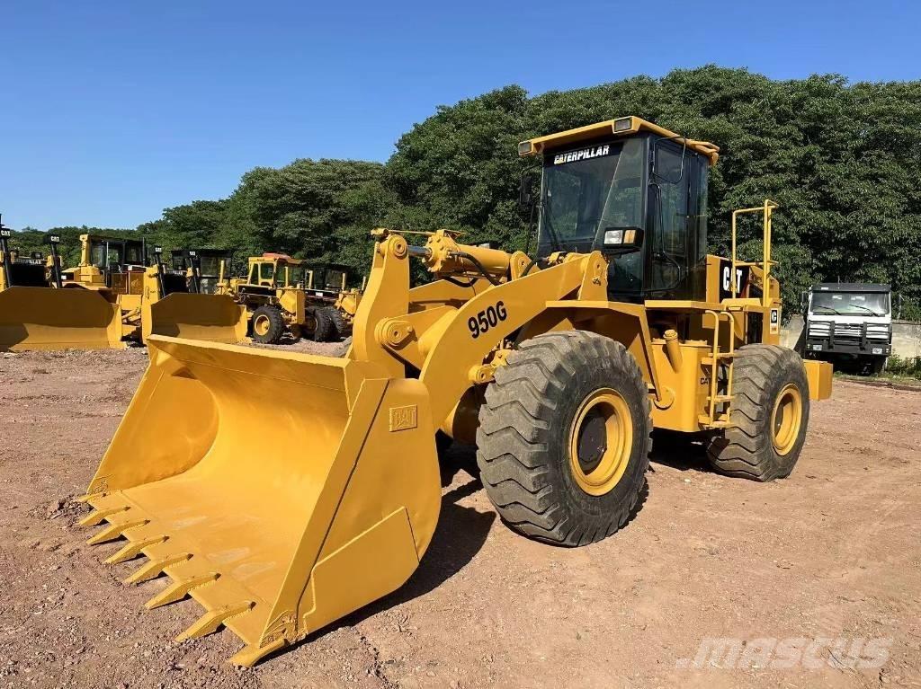 CAT 950G Gumikerekes homlokrakodók