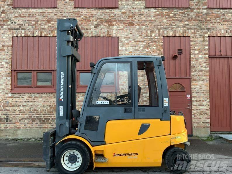 Jungheinrich EFG 550 Elektromos targoncák