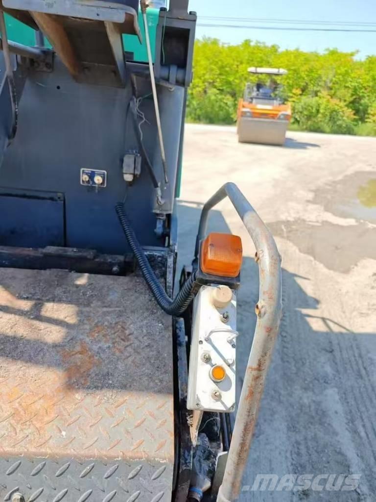 XCMG RP 453 L Aszfalt terítõ gépek