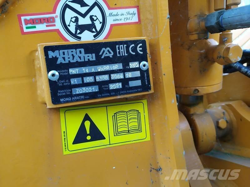  MORO PNT 14 (nuovo) Hagyományos ekék