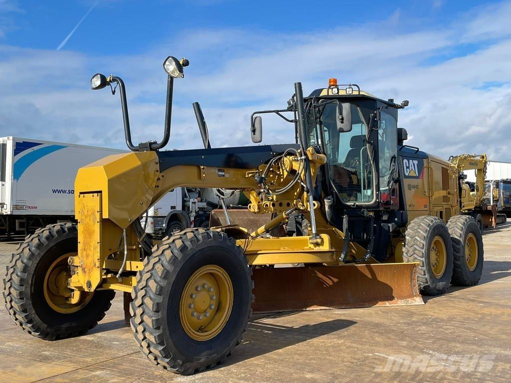 CAT 140M2 Gréderek