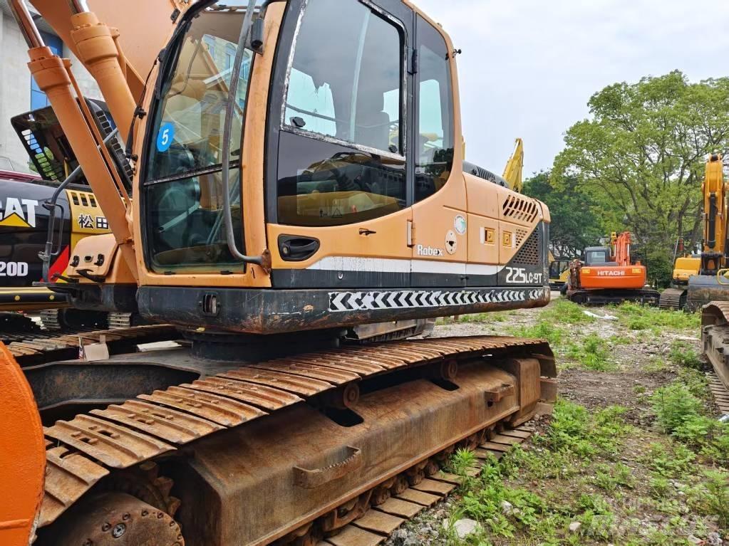 Hyundai R 225LC-9T Lánctalpas kotrók