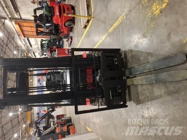 Manitou MI25D Tereptargonca