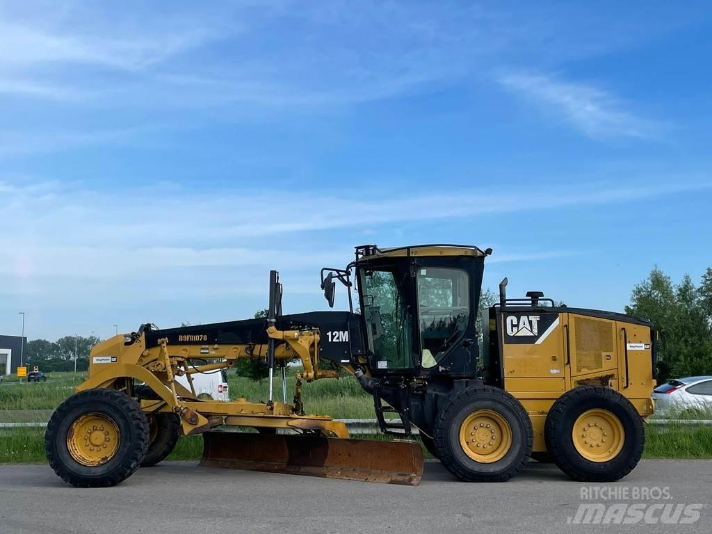 CAT 12M Gréderek