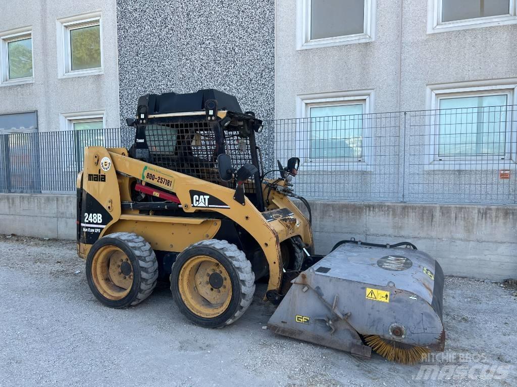 CAT 248 B HF-XPS Kompaktrakodók