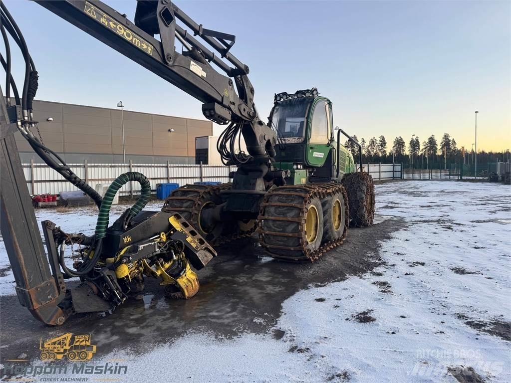 John Deere 1270E Betakarítók