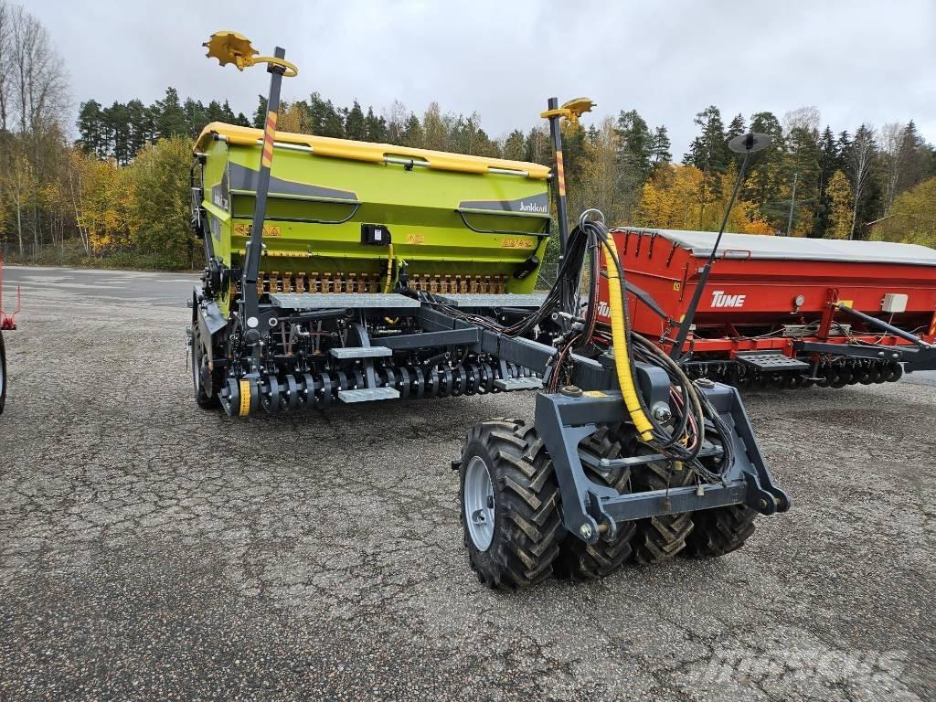 Junkkari T300 Vetőgépek