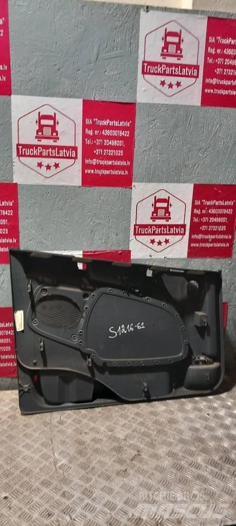 Scania R 440   1486790 Vezetőfülke és belső tartozékok