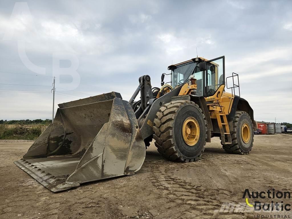 Volvo 150G Gumikerekes homlokrakodók