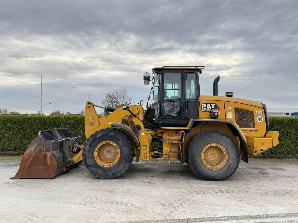 CAT 930 M Gumikerekes homlokrakodók