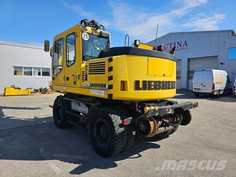 Liebherr A 900 C ZW Gumikerekes kotrók