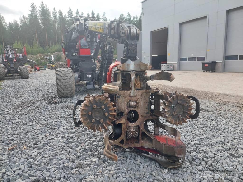 Komatsu 931.2 Betakarítók