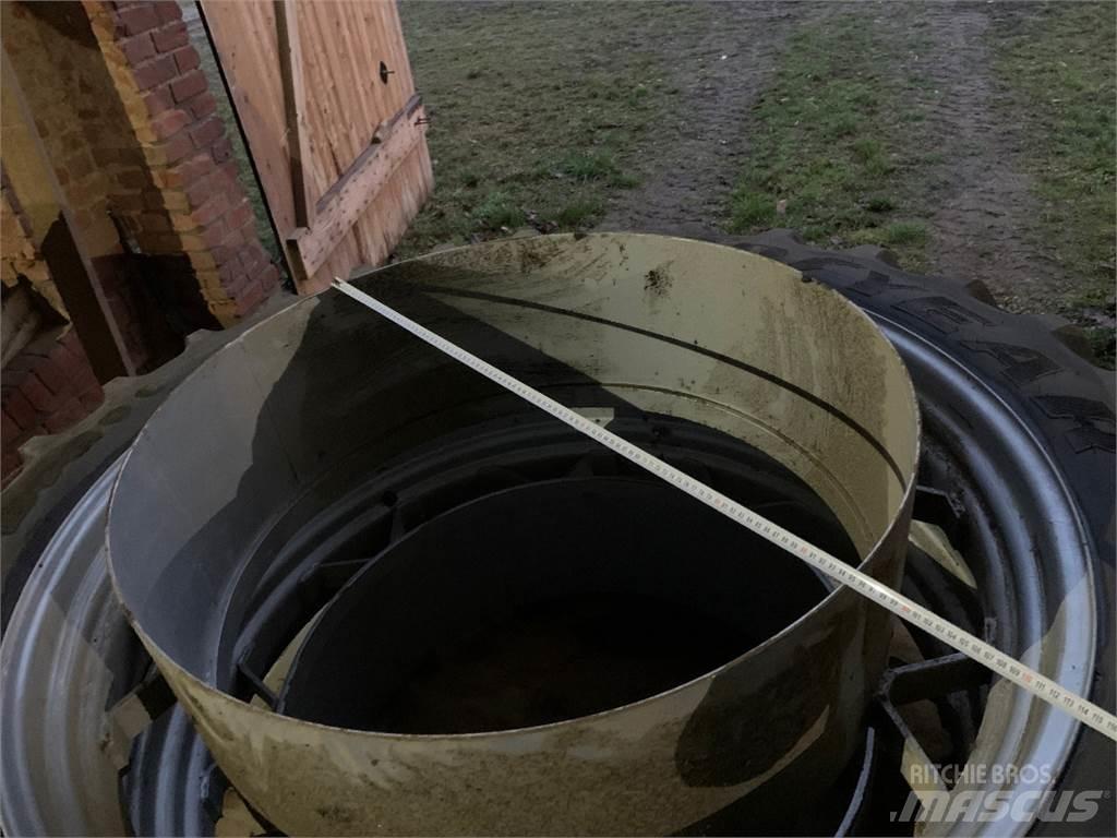 Goodyear 300/90R50 Egyéb mezőgazdasági gépek