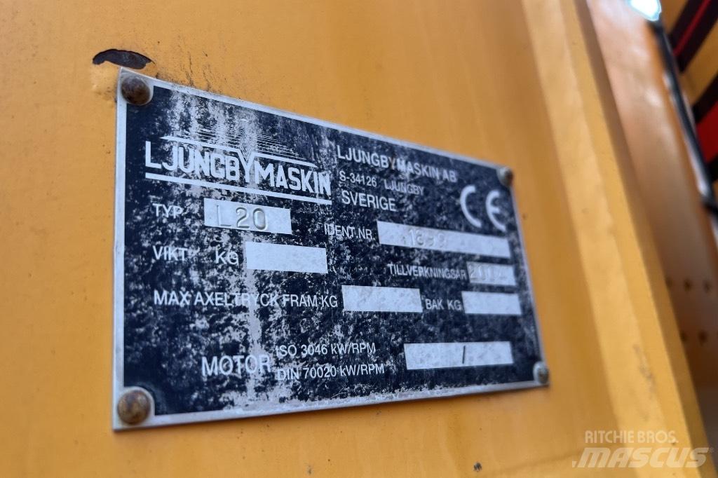 Ljungby L 20 Gumikerekes homlokrakodók