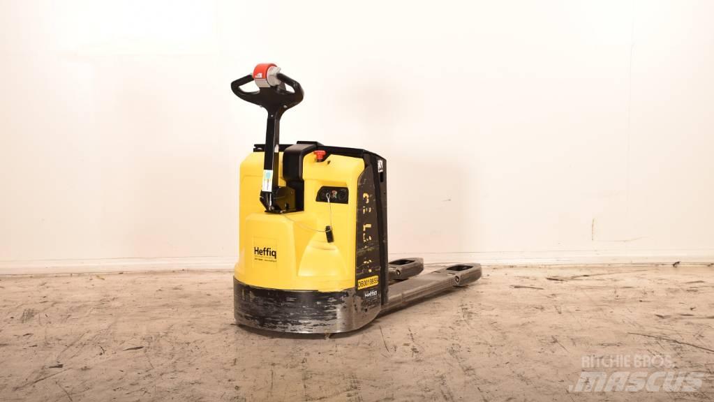 Hyster P 1.6 Alacsony emelőkocsi